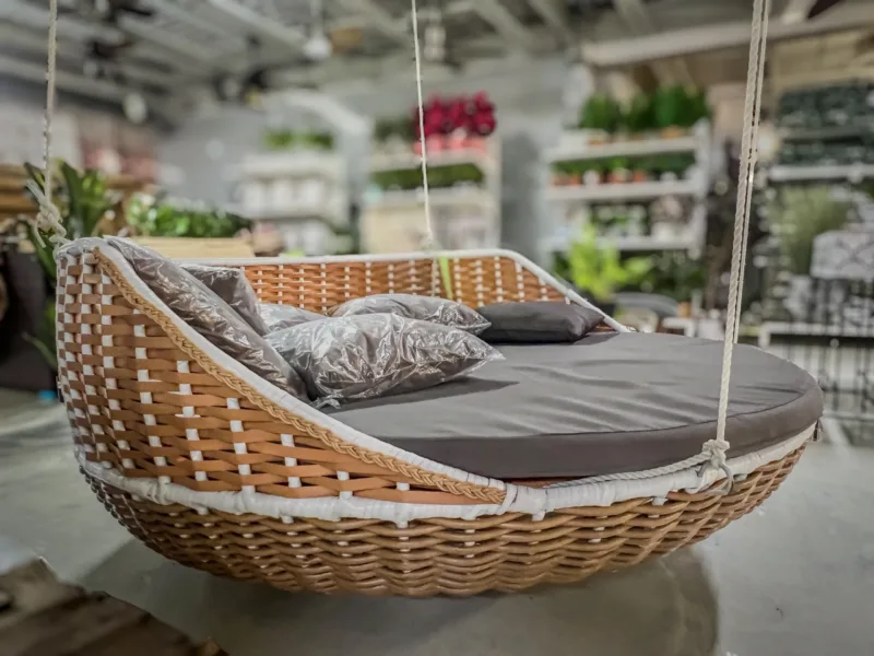 PATIO OUTDOOR RATTAN + METAL SWING