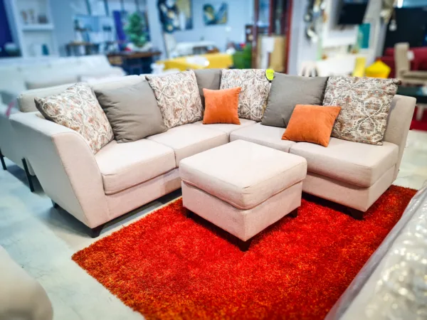 5-SEATER SECTIONAL SOFA WITH OTTOMAN