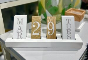 Wooden Desk Calendar