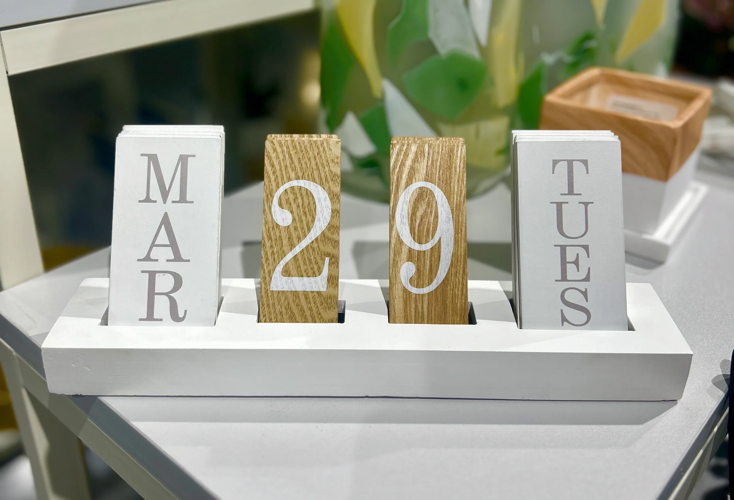 Wooden Desk Calendar