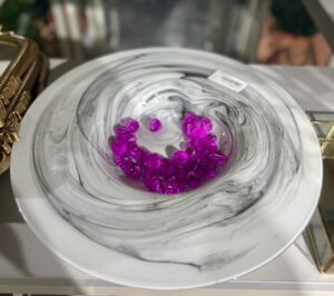 Ruby Glass Plate Décor
