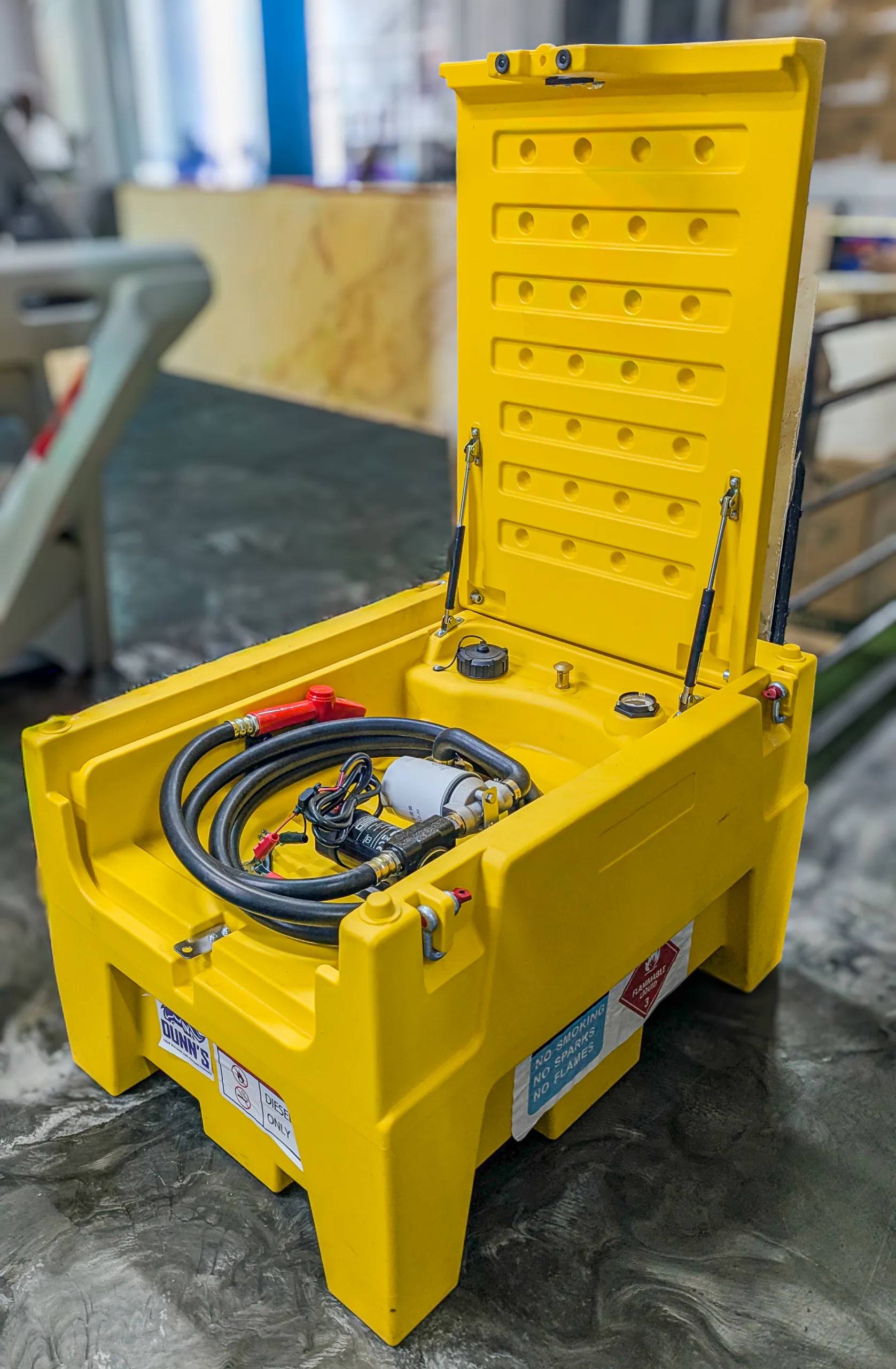 220L portable diesel fuel transfer tank with 12V pump hose and nozzle open